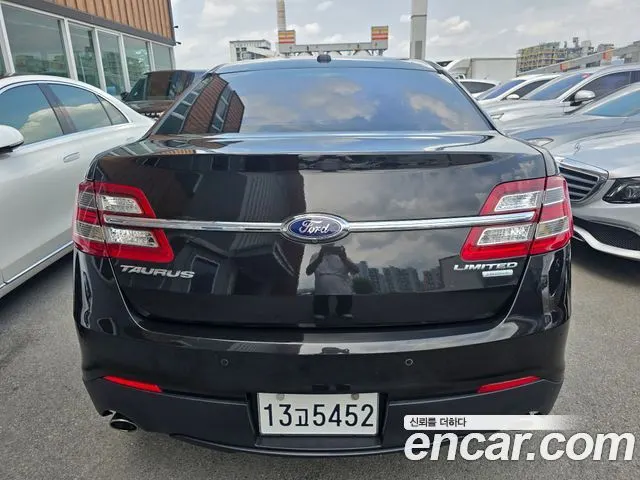 FORD TAURUS 2015 — 241 235 км, чёрный, Корея — под ключ — фото 4
