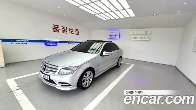 MERCEDES-BENZ C-CLASS W204 2011 — 124 000 км, серебристый, Корея — под ключ — фото 3
