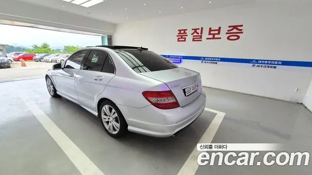 MERCEDES-BENZ C-CLASS W204 2011 — 124 000 км, серебристый, Корея — под ключ — фото 5