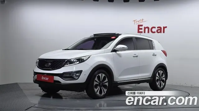 KIA SPORTAGE R 2012 — 32 038 км, белый, Корея — под ключ — фото 1