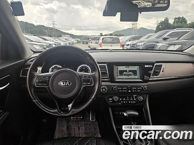 KIA NIRO 2018 — 174 700 км, чёрный, Корея — под ключ — фото 6