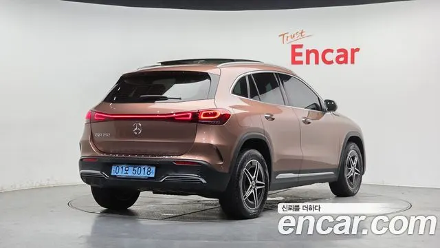 MERCEDES-BENZ EQA H243 2022