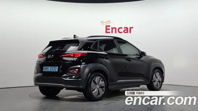 HYUNDAI KONA ELECTRIC 2019 — 115 369 км, чёрный, Корея — под ключ — фото 2