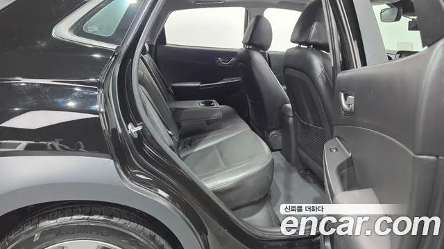 HYUNDAI KONA ELECTRIC 2019 — 115 369 км, чёрный, Корея — под ключ — фото 11