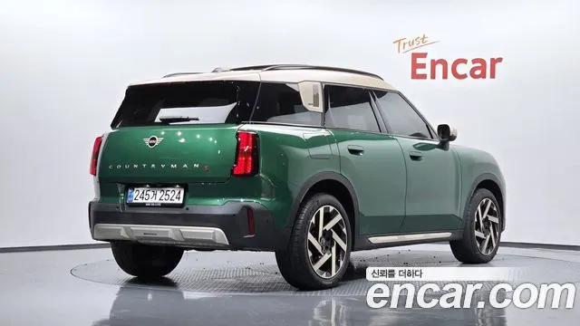 MINI COOPER S COUNTRYMAN 2024 — 21 304 км, тёмно-зелёный, Корея — под ключ — фото 1