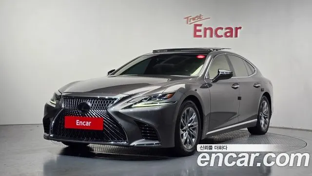 LEXUS LS500 2018