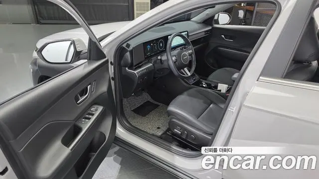 HYUNDAI KONA HYBRID 2023 — 43 725 км, серебристо-серый, Корея — под ключ — фото 10
