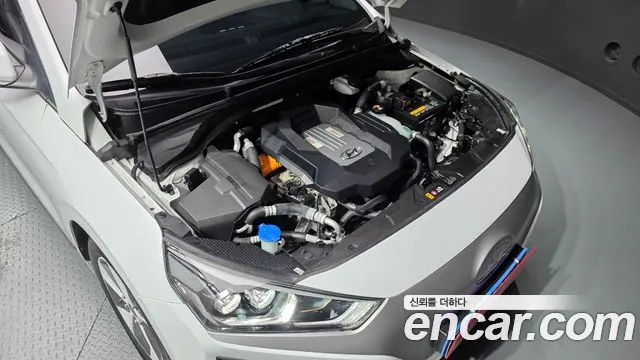 HYUNDAI IONIQ ELECTRIC 2018 — 106 736 км, белый, Корея — под ключ — фото 6