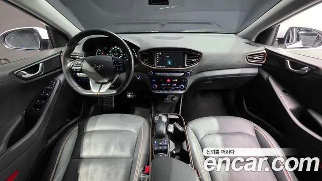 HYUNDAI IONIQ ELECTRIC 2018 — 106 736 км, белый, Корея — под ключ — фото 7