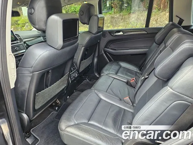 MERCEDES-BENZ GLS-CLASS X166 2017 — 100 000 км, чёрный, Корея — под ключ — фото 9