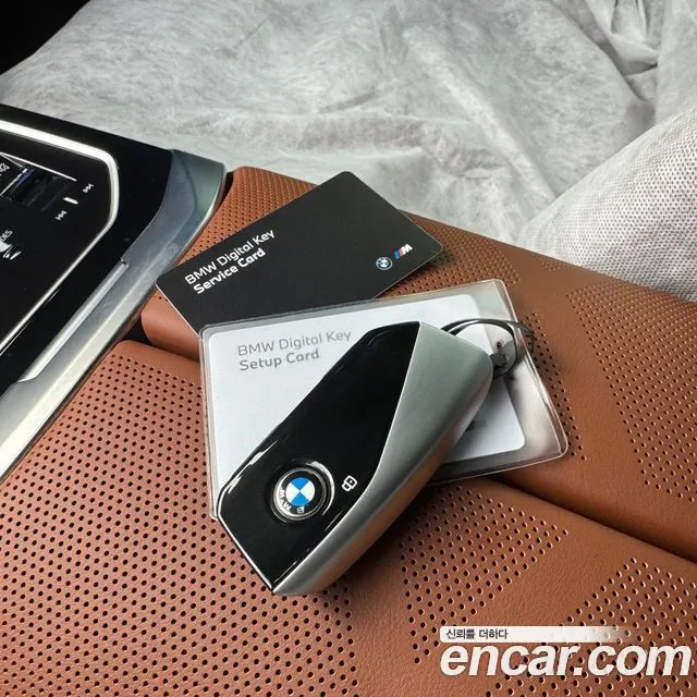 BMW 7 SERIES 2026 — 5 000 км, светло-серебристый, Корея — под ключ — фото 5