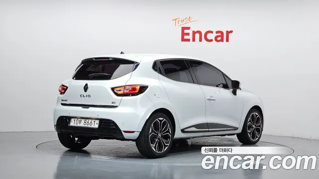 RENAULT KOREA CLIO 2018 — 43 250 км, белый, Корея — под ключ — фото 2