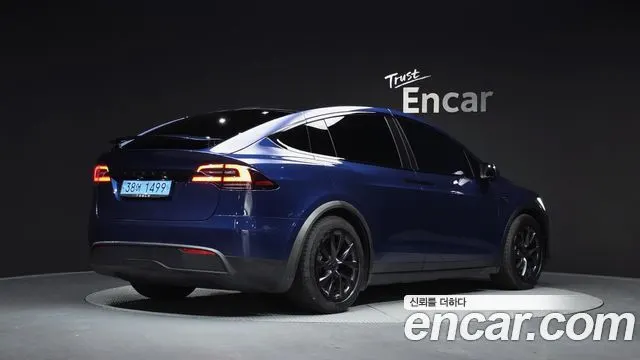 TESLA MODEL X 2023