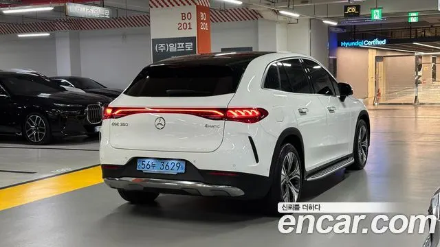 MERCEDES-BENZ EQE SUV X294 2024 — 11 345 км, белый, Корея — под ключ — фото 3