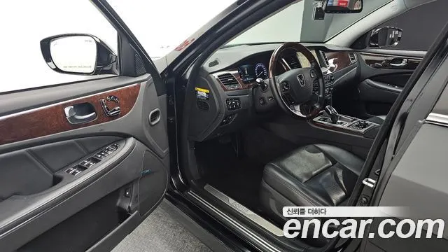 HYUNDAI EQUUS 2015 — 145 796 км, чёрный, Корея — под ключ — фото 11