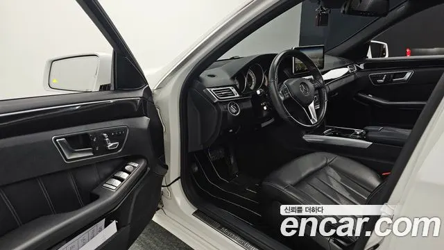 MERCEDES-BENZ E-CLASS W212 2016 — 76 323 км, белый, Корея — под ключ — фото 11