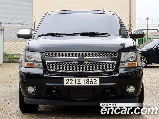 CHEVROLET SUBURBAN VAN 2014