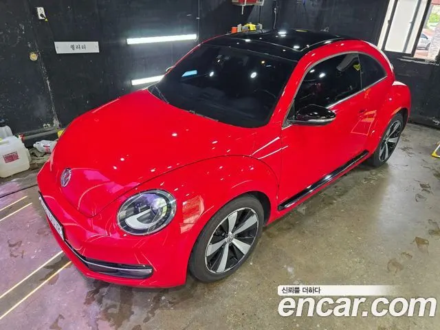 VOLKSWAGEN BEETLE 2013