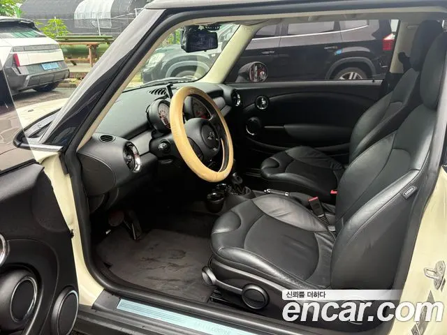 MINI COOPER 2011 — 134 000 км, белый-перламутр, Корея — под ключ — фото 8