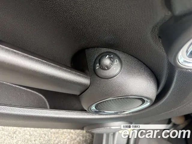 MINI COOPER 2011 — 134 000 км, белый-перламутр, Корея — под ключ — фото 9