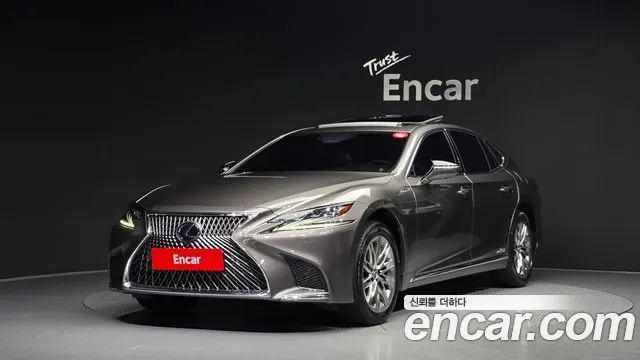 LEXUS LS500H 2018