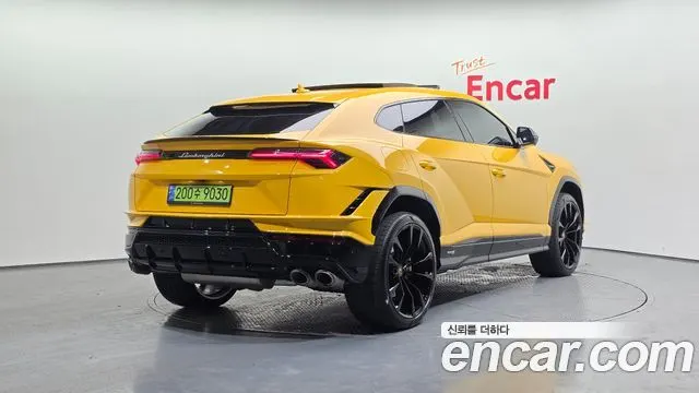 LAMBORGHINI URUS 2024 — 12 488 км, жёлтый, Корея — под ключ — фото 2
