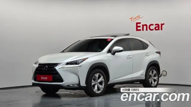 LEXUS NX300H 2016
