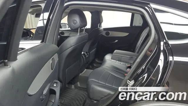 MERCEDES-BENZ GLC-CLASS X253 2018 — 138 177 км, чёрный, Корея — под ключ — фото 12