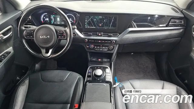 KIA NIRO PLUS 2023 — 163 089 км, белый, Корея — под ключ — фото 7
