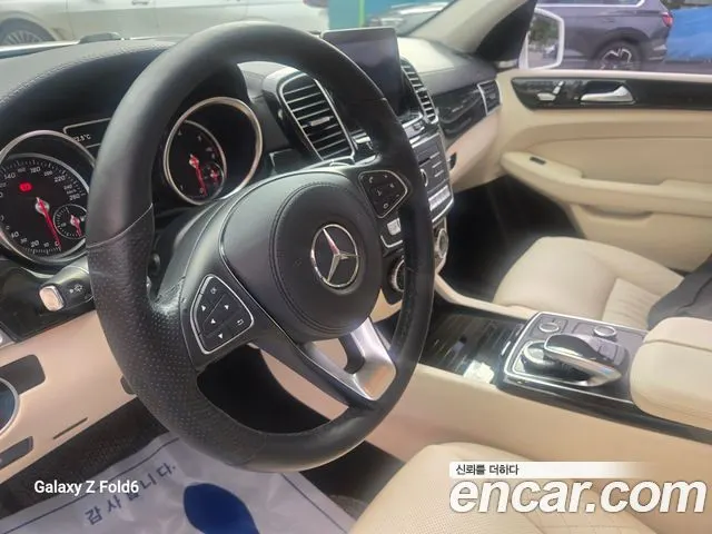 MERCEDES-BENZ GLS-CLASS X166 2017 — 133 000 км, белый, Корея — под ключ — фото 9