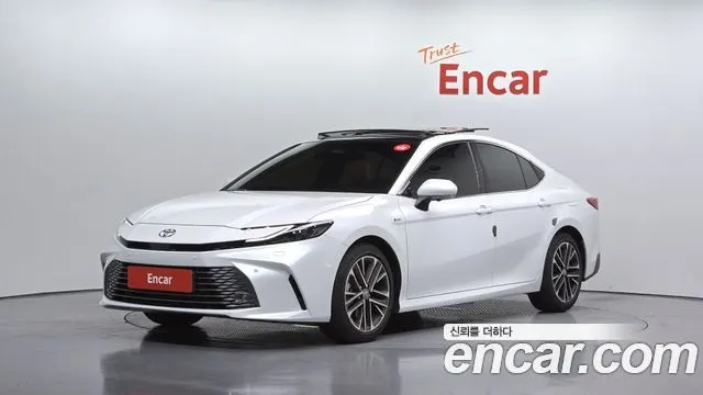 TOYOTA CAMRY XV80 2025