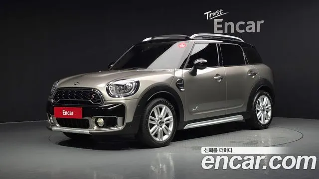 MINI COOPER D COUNTRYMAN 2018 — 91 695 км, бежевый, Корея — под ключ — фото 1