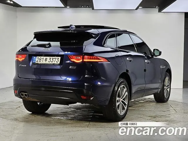 JAGUAR F-PACE 2017 — 148 234 км, синий, Корея — под ключ — фото 4