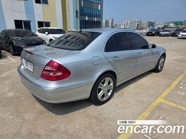 MERCEDES-BENZ E-CLASS W211 2006 — 122 700 км, серебристый, Корея — под ключ — фото 5