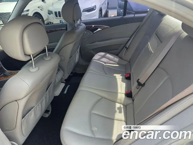 MERCEDES-BENZ E-CLASS W211 2006 — 122 700 км, серебристый, Корея — под ключ — фото 9