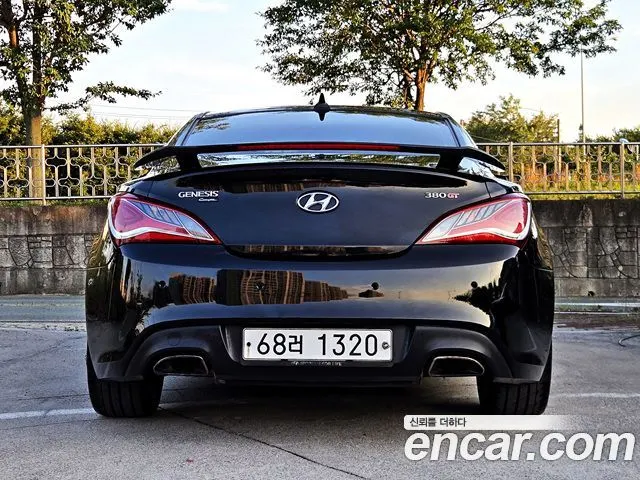 HYUNDAI GENESIS COUPE 2012 — 142 508 км, чёрный, Корея — под ключ — фото 4