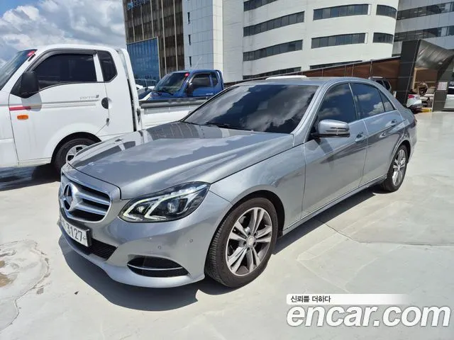 MERCEDES-BENZ E-CLASS W212 2015 — 95 537 км, серый, Корея — под ключ — фото 12