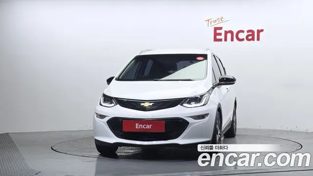 CHEVROLET BOLT 2018 — 104 816 км, белый, Корея — под ключ — фото 3