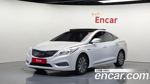 HYUNDAI GRANDEUR HYBRID HG 2015