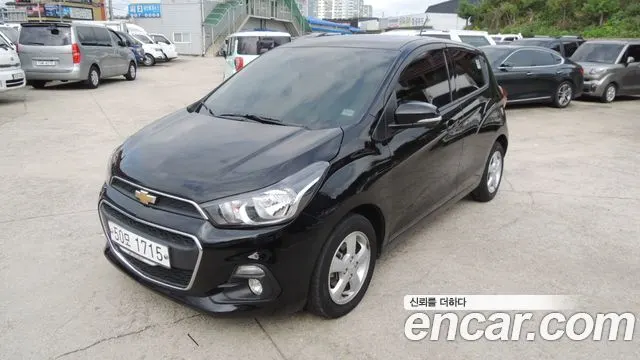 CHEVROLET SPARK 2017 — 118 436 км, чёрный, Корея — под ключ — фото 1