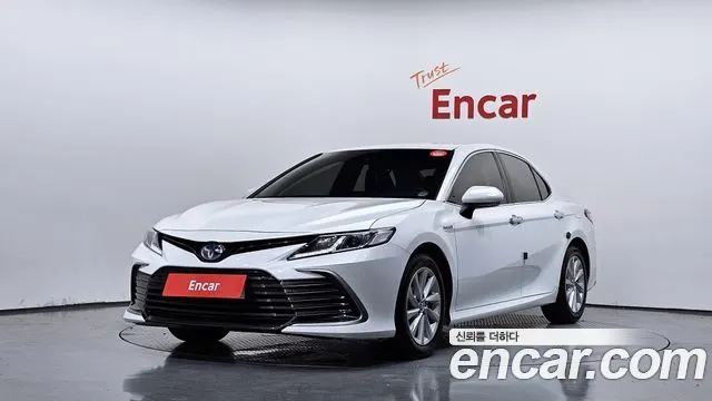 TOYOTA CAMRY 2023