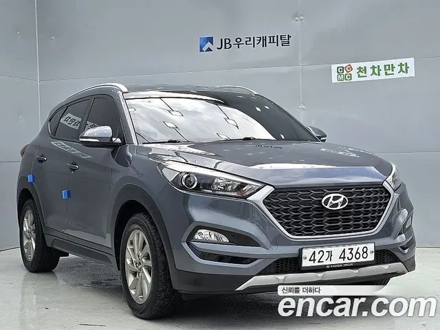 HYUNDAI TUCSON 2017 — 128 729 км, серый, Корея — под ключ — фото 3