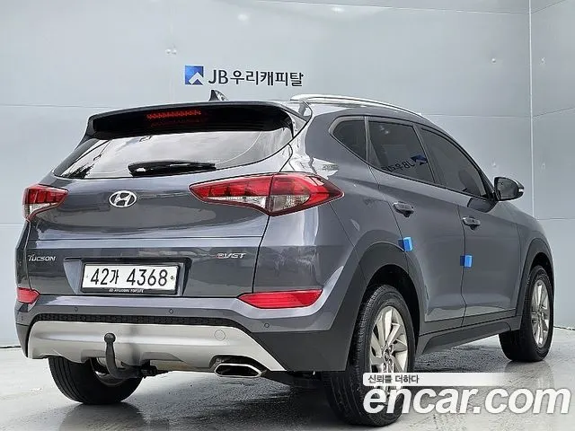 HYUNDAI TUCSON 2017 — 128 729 км, серый, Корея — под ключ — фото 5