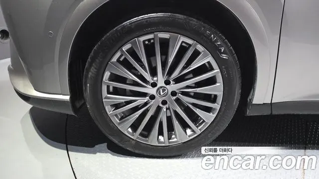 LEXUS RX350H 2024 — 16 939 км, светло-золотистый, Корея — под ключ — фото 5