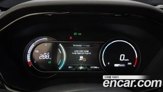 KIA NIRO PLUS 2023 — 107 396 км, белый, Корея — под ключ — фото 8
