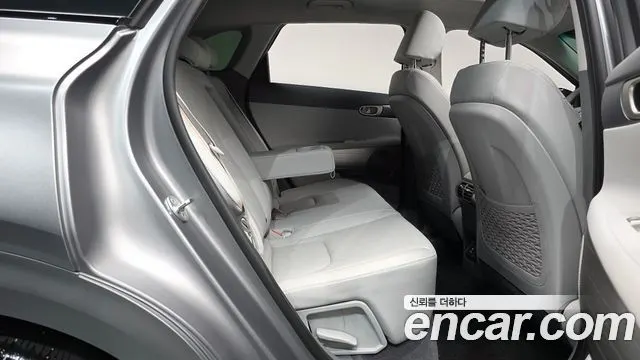 HYUNDAI NEXO 2023 — 30 353 км, серебристо-серый, Корея — под ключ — фото 11