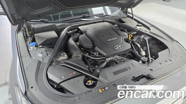 HYUNDAI GENESIS DH 2014 — 120 664 км, серебристо-серый, Корея — под ключ — фото 6