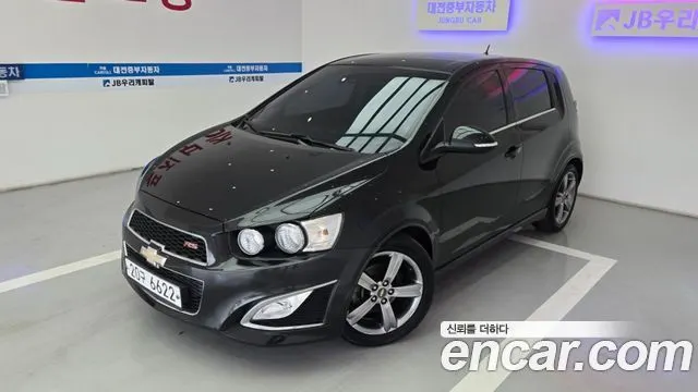 CHEVROLET AVEO HATCHBACK 2015 — 66 000 км, Корея — под ключ — фото 1