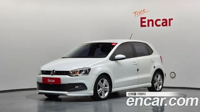 VOLKSWAGEN POLO 2014