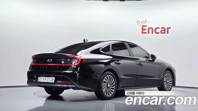 HYUNDAI SONATA HYBRID DN8 2022